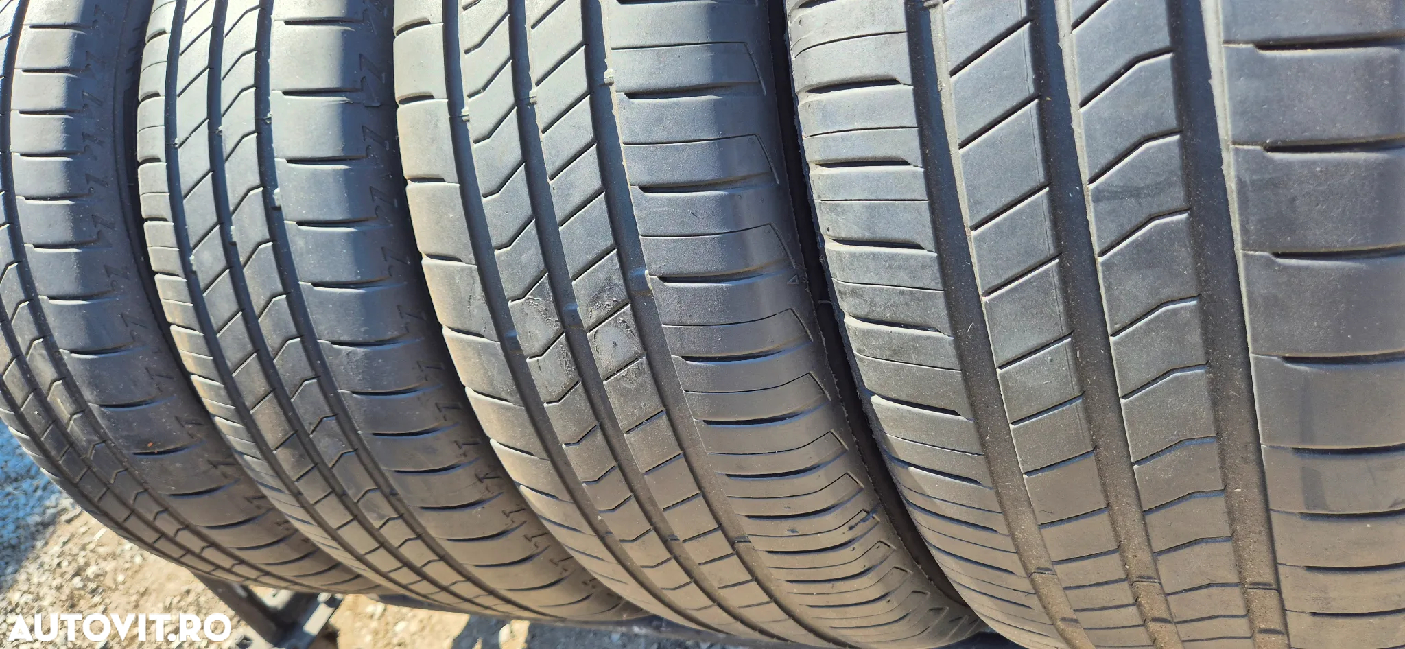 215 55 18 Bridgestone - 9