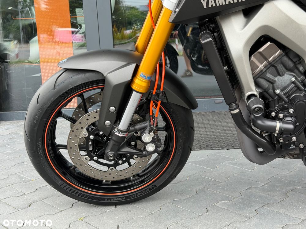 Yamaha MT - 33