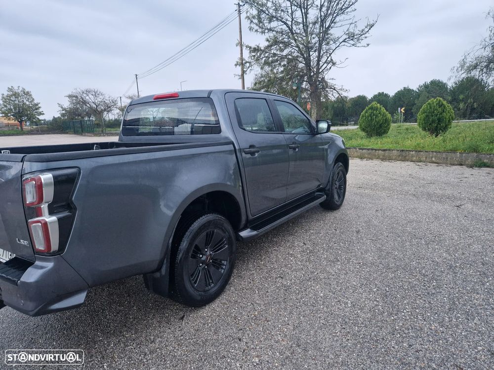 Isuzu D-Max - 4