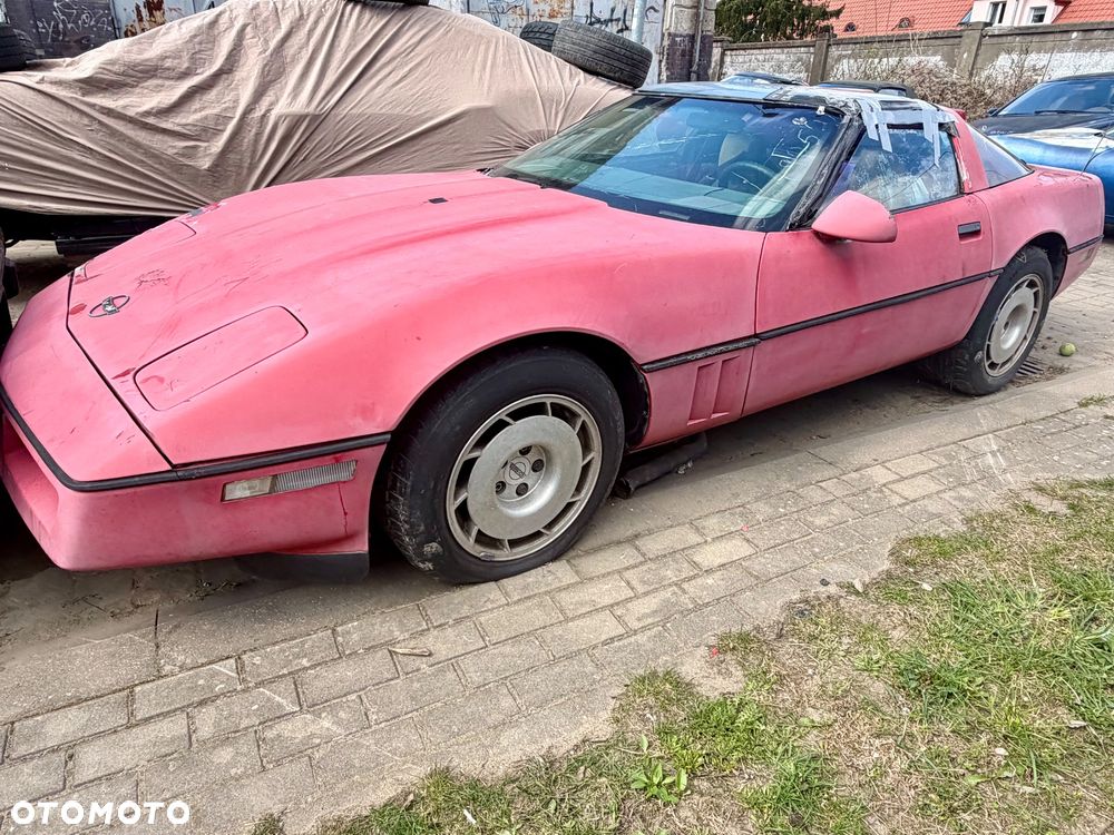 Chevrolet Corvette - 20