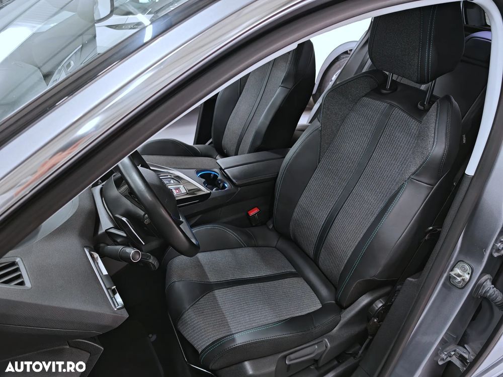 Peugeot 3008 1.2 PureTech 130 EAT8 Allure Pack - 8