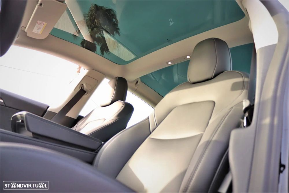 Tesla Model 3 Standard Range Plus RWD - 12