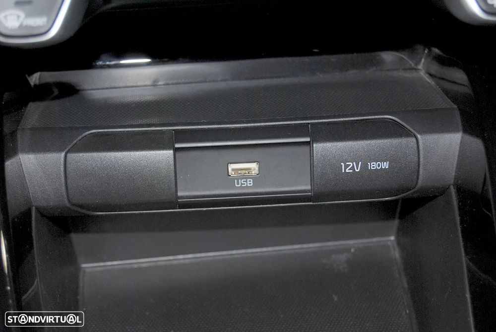 Kia Stonic 1.0 T-GDI Drive — fotografia 31
