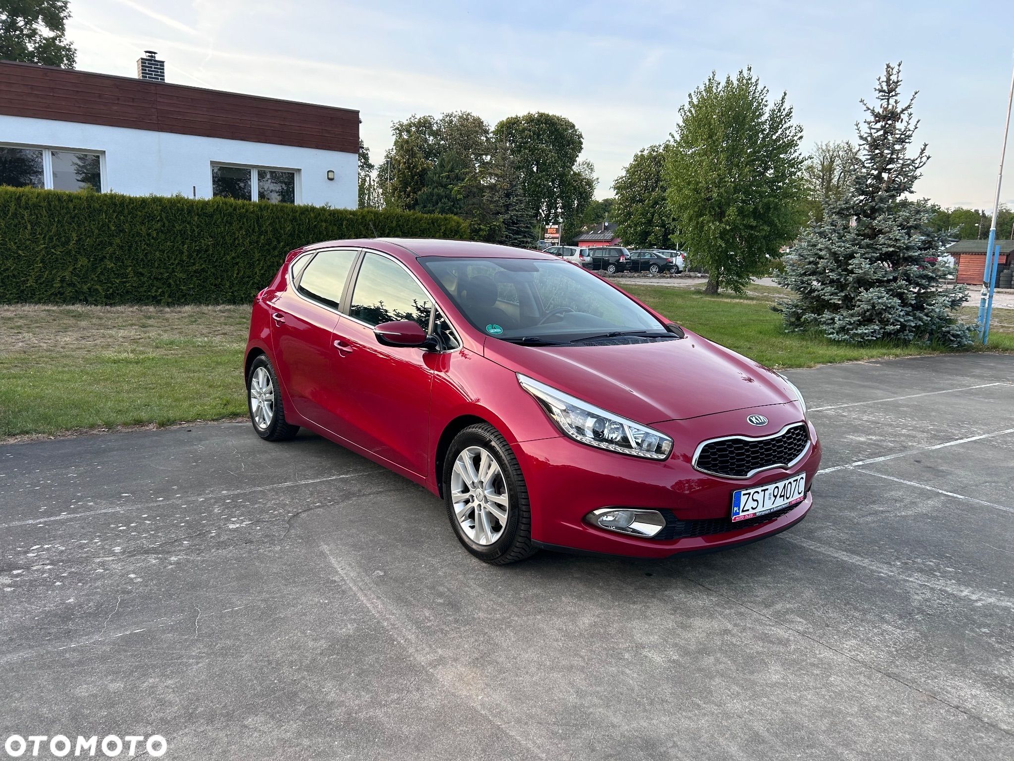 Kia Ceed 1.6 GDI DCT SW Platinum Edition - 1