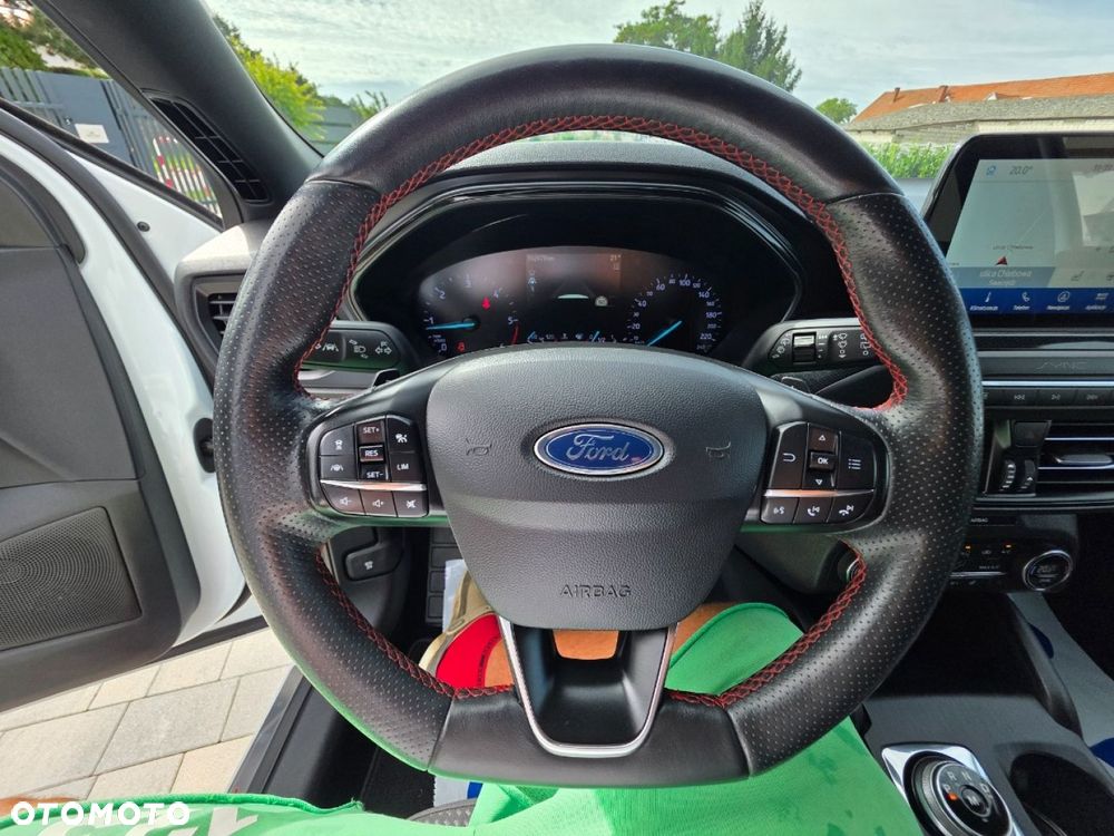 Ford Focus - 13