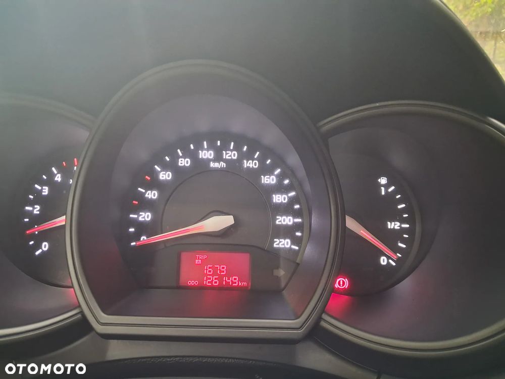 Kia Rio 1.1 CRDI Attract - 8