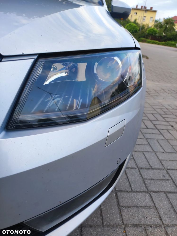 Skoda Octavia 2.0 TDI 4x4 Style DSG - 6