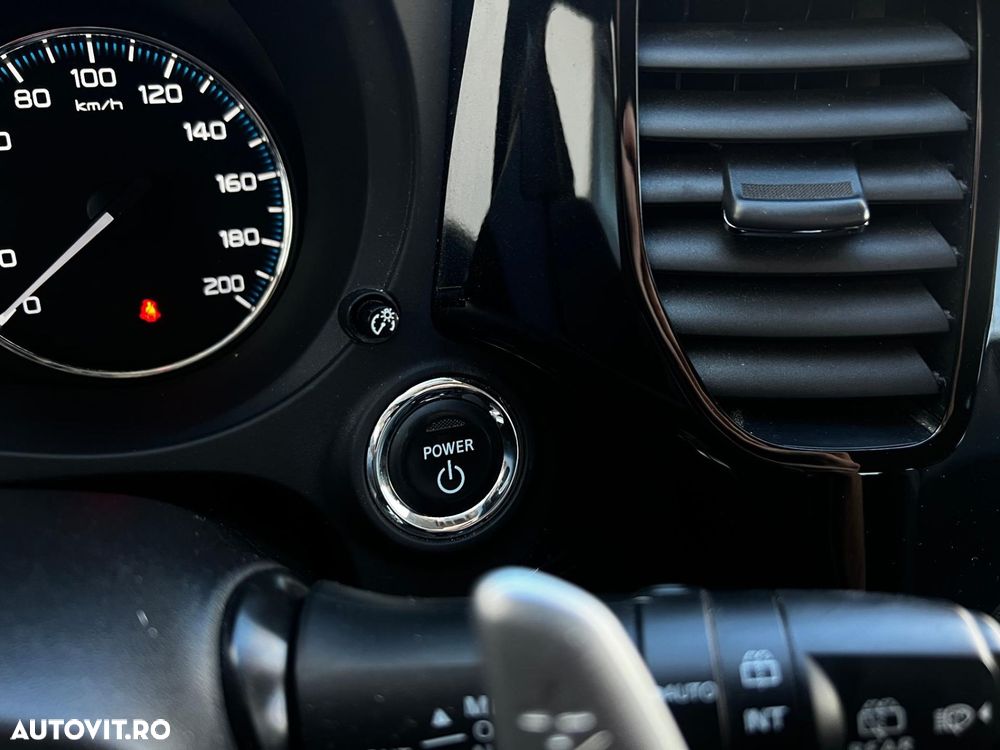 MITSUBISHI Outlander 2019 — imagine 23