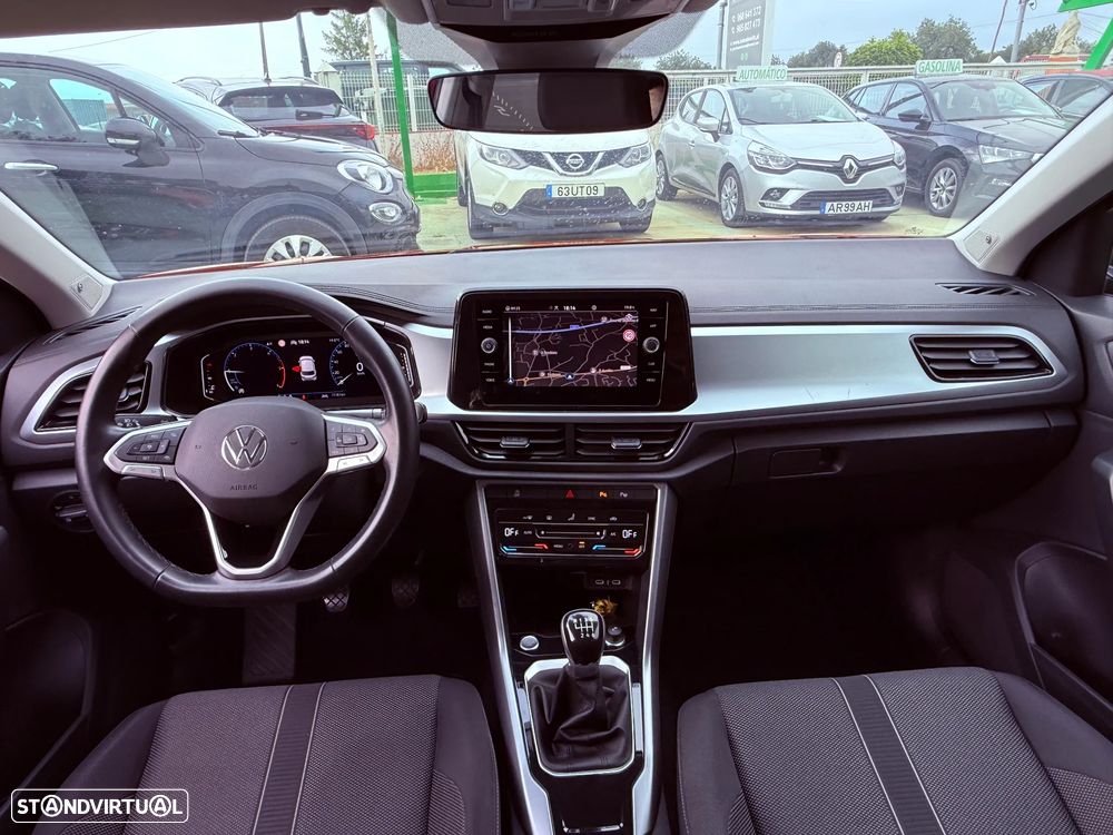 VW T-Roc 2.0 TDI Urban - 19