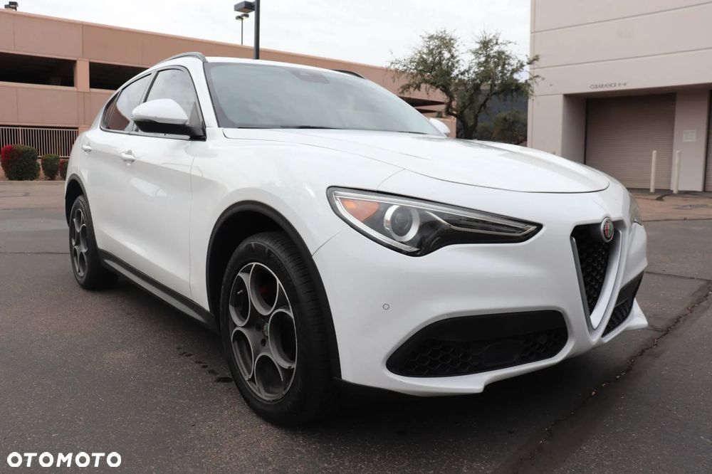 Alfa Romeo Stelvio 2.0 Turbo Veloce TI Q4 - 9