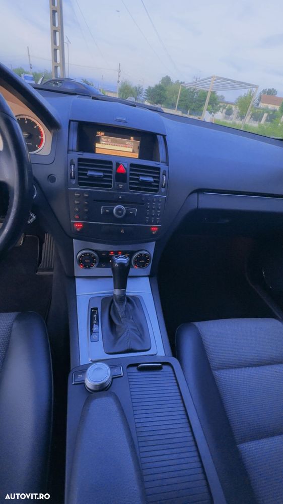Mercedes-Benz C 220 CDI DPF Automatik Avantgarde - 12