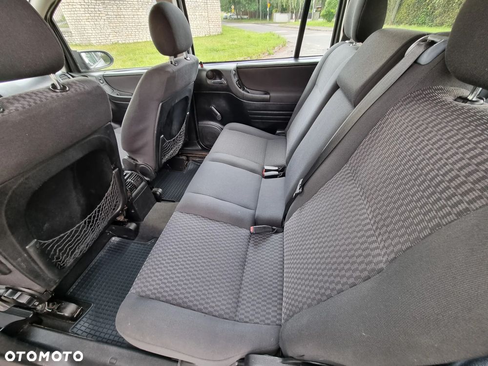 Opel Zafira 1.8 Njoy - 19