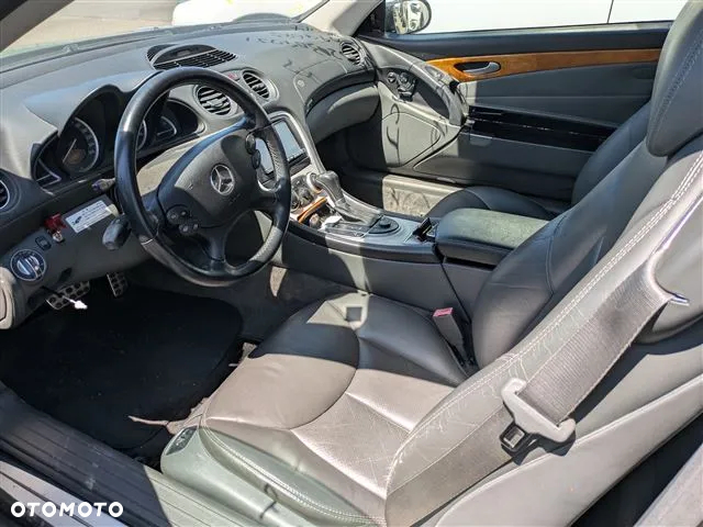 Mercedes-Benz SL 500 7G-TRONIC - 12