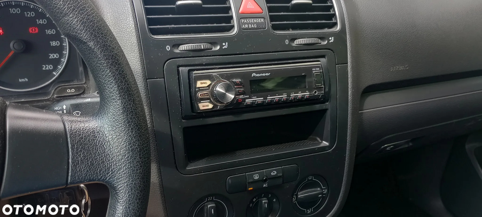 Volkswagen Golf - 9