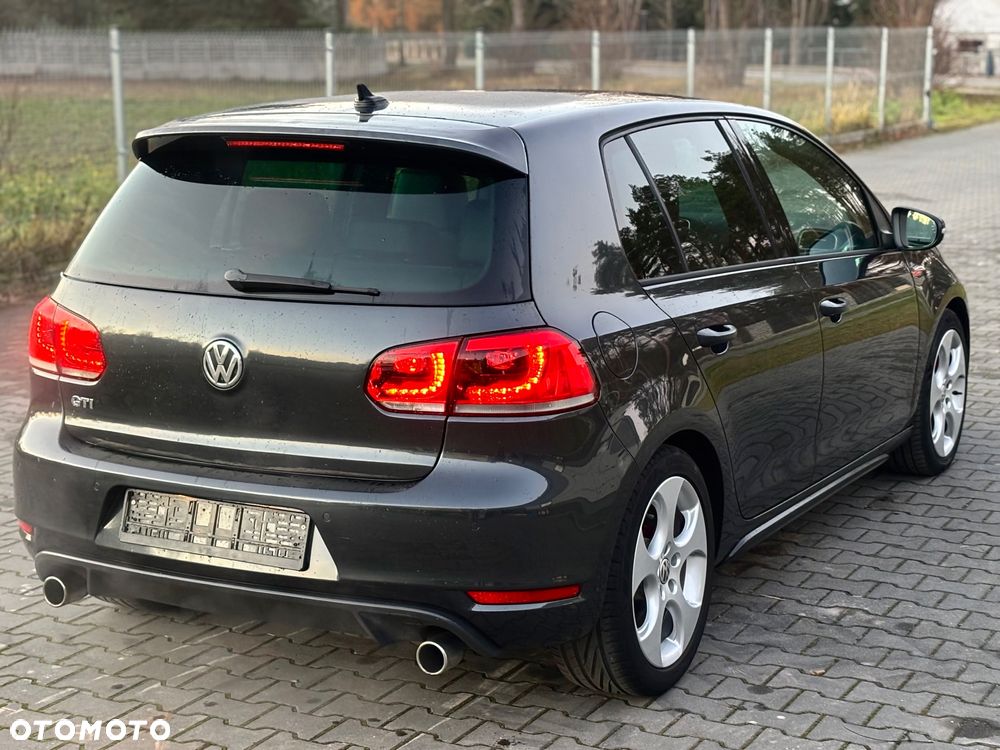Volkswagen Golf 2.0 GTI - 25