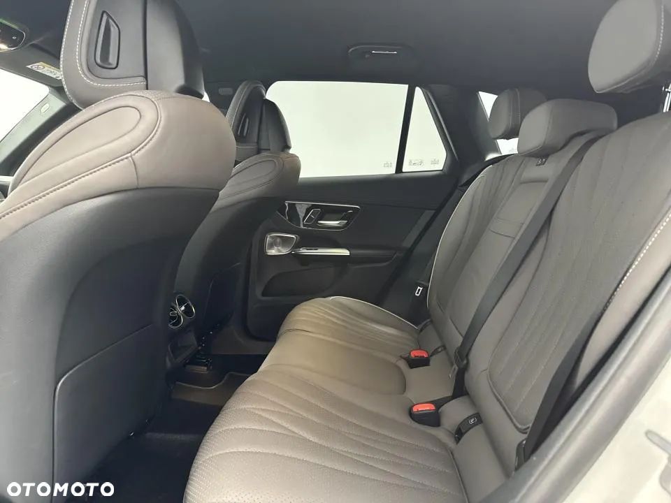 Mercedes-Benz GLC 300 d 4-Matic - 19
