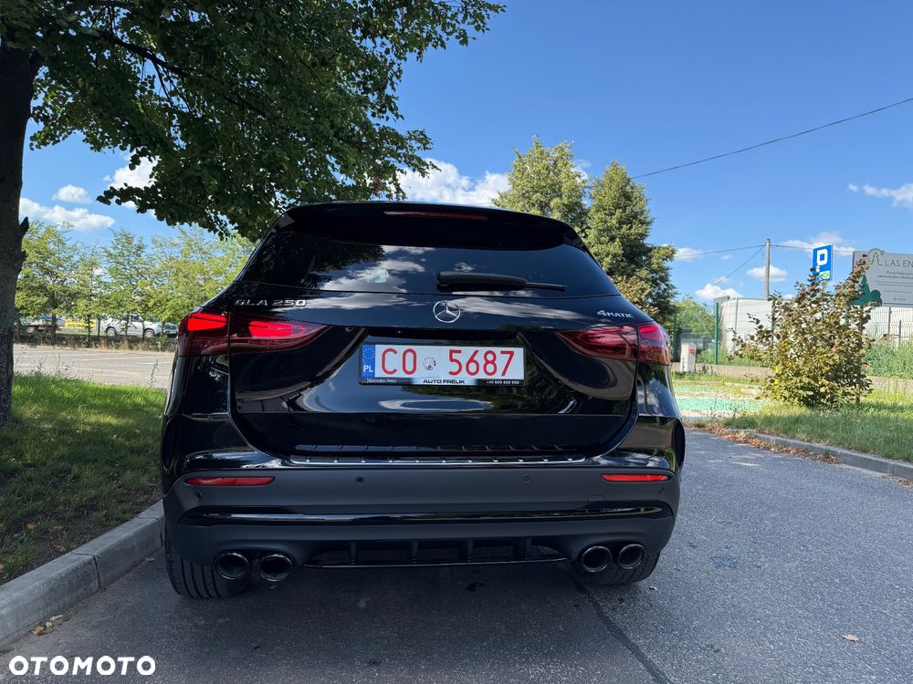 Mercedes-Benz GLA 250 4Matic 8G-DCT Edition AMG Line - 11