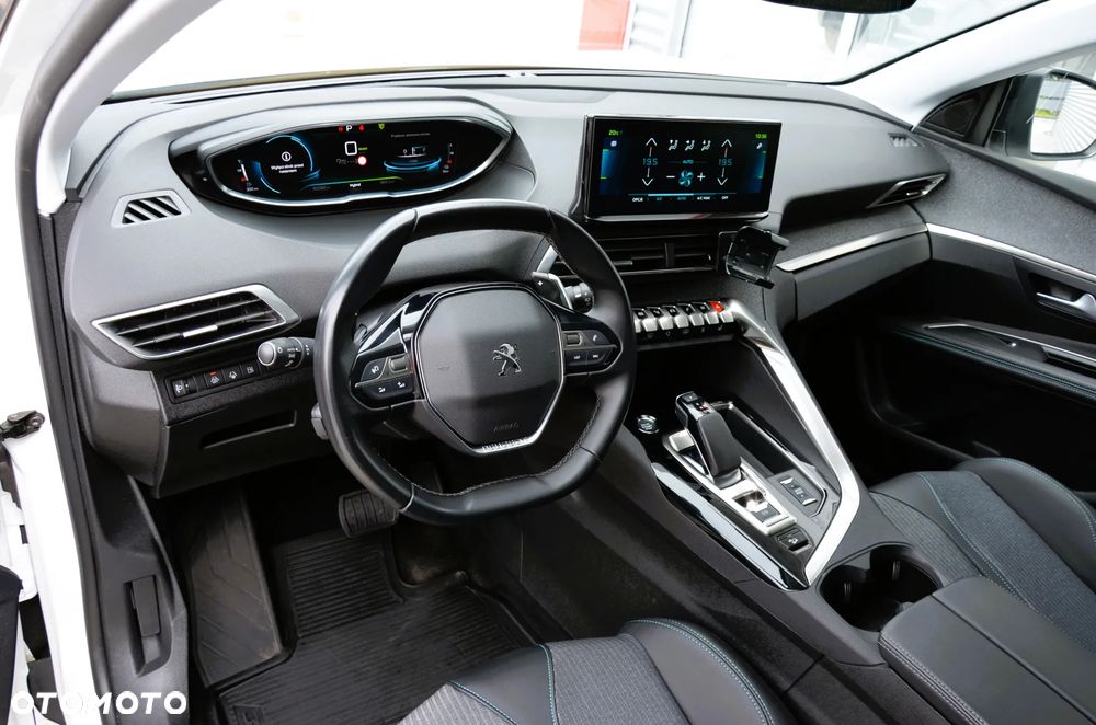 Peugeot 3008 1.6 PureTech Hybrid4 PHEV Allure S&S EAT8 - 16