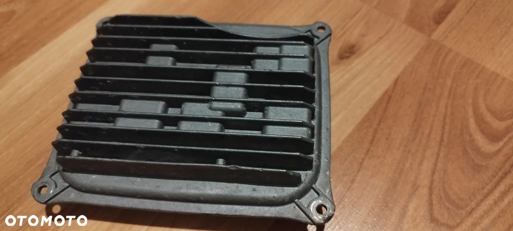 Mercedes W213 Przetwornica moduł LED A2139007308 - 2