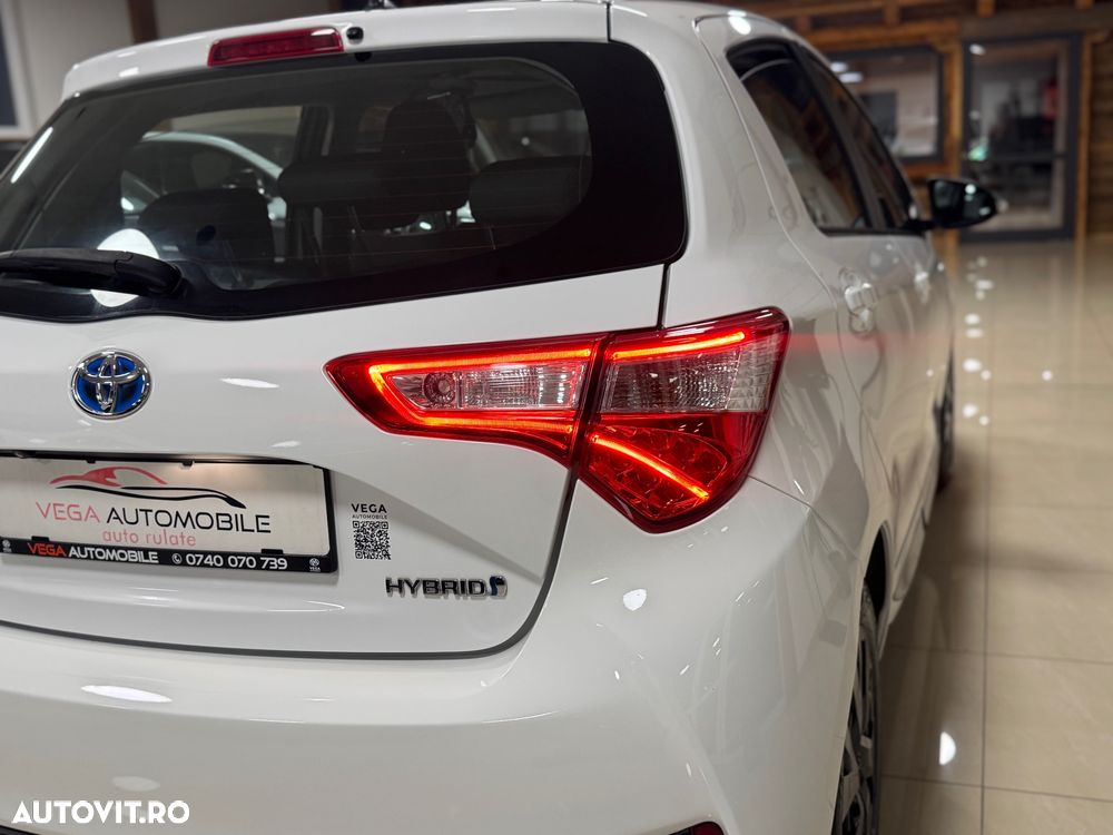 Toyota Yaris 1.5 VVT-i HSD Luna - 34