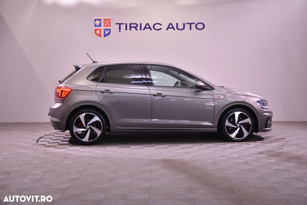 Volkswagen Polo 2.0 TSI DSG GTI - 6