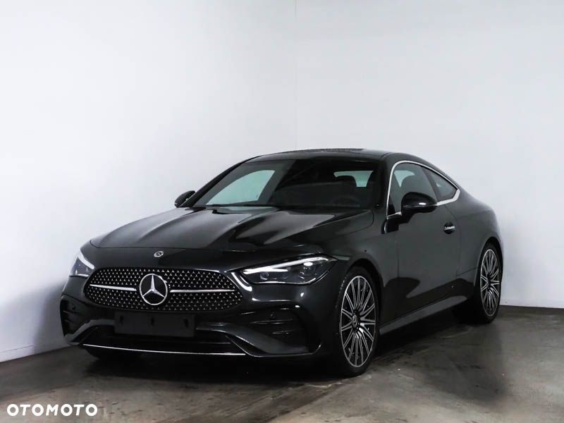 Mercedes-Benz CLE 200 mHEV 4-Matic AMG Line - 1