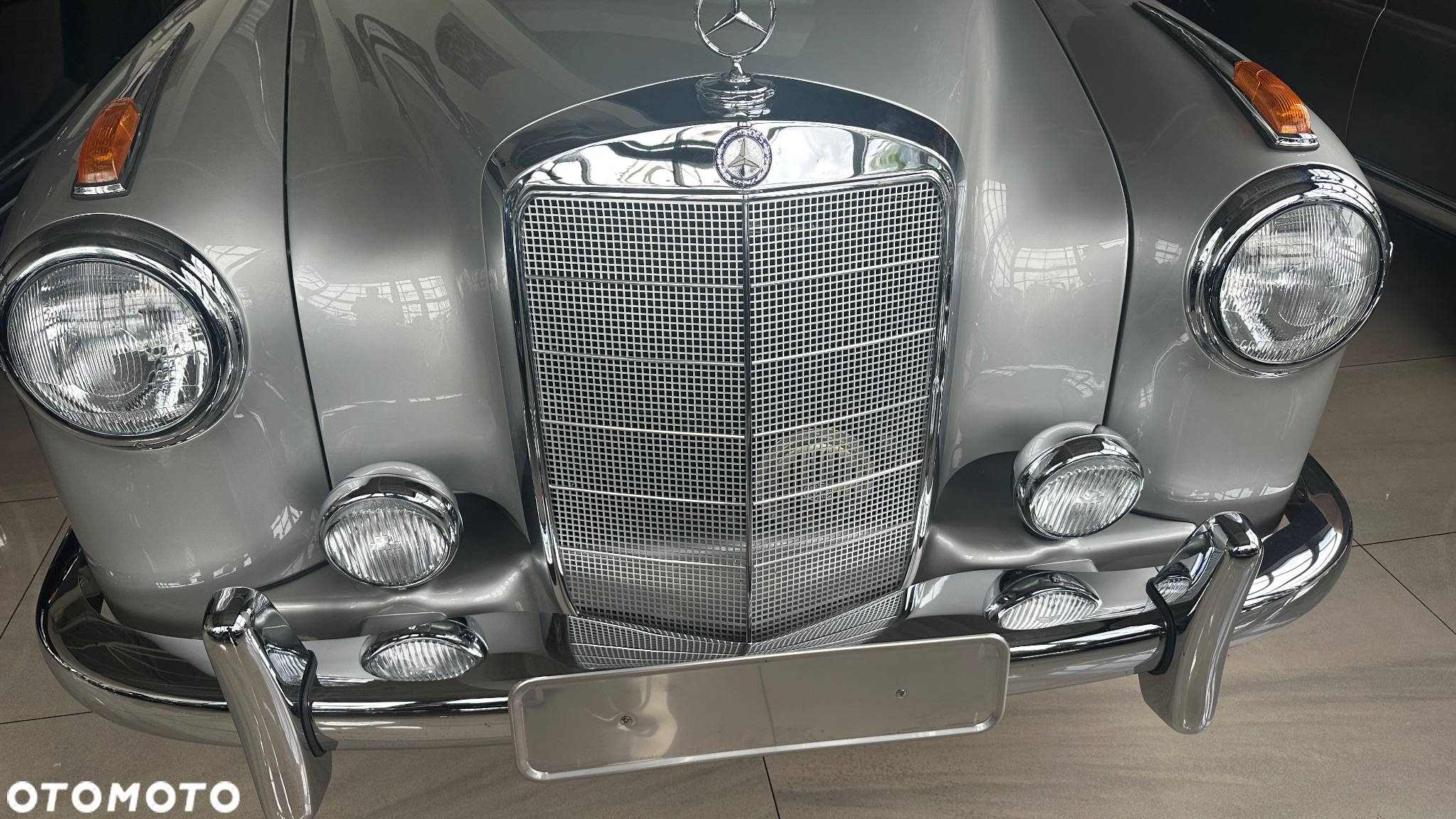 Mercedes-Benz Inny - 2