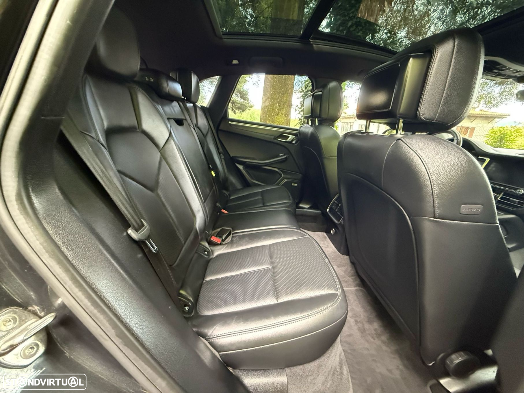 Porsche Macan Standard - 19