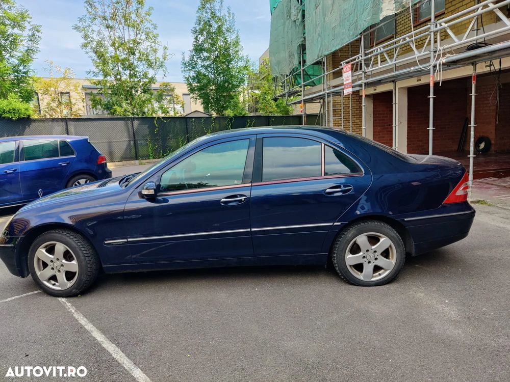 Mercedes-Benz C - 13