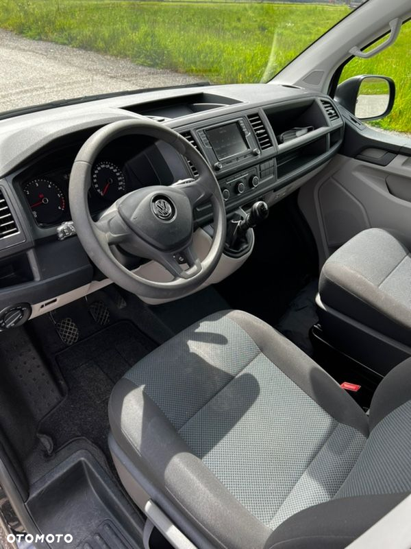 Volkswagen Transporter - 13