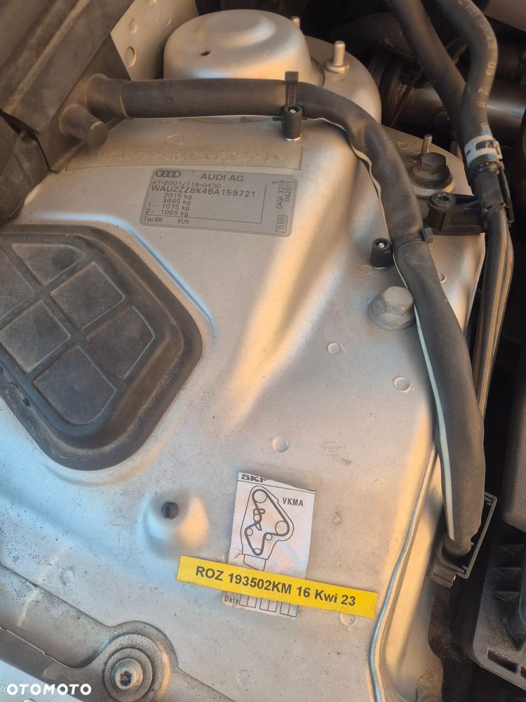 Audi A4 Limousine - 13