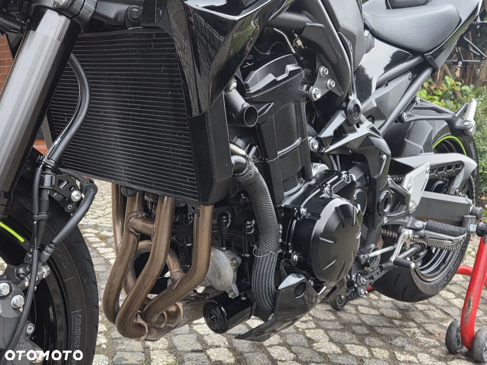Kawasaki Z 900 - 29