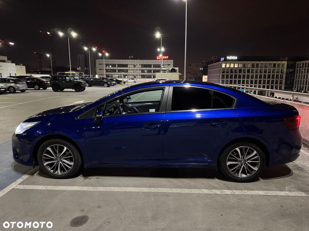 Toyota Avensis 1.8 Prestige MS - 1