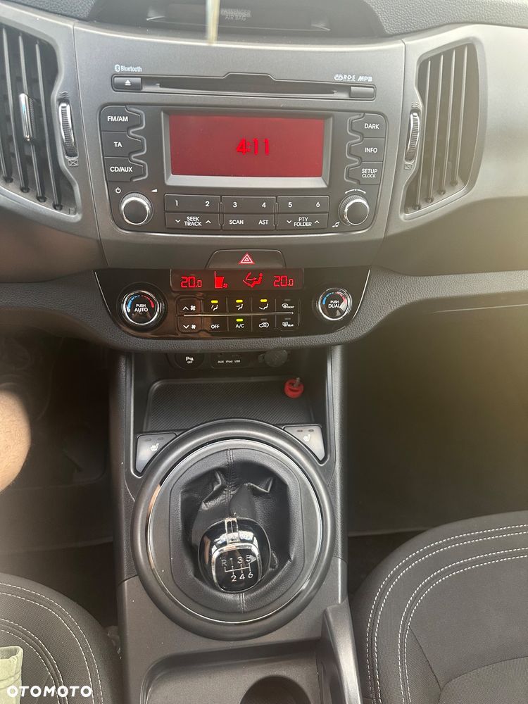 Kia Sportage 1.7 CRDI Business Line L 2WD - 9