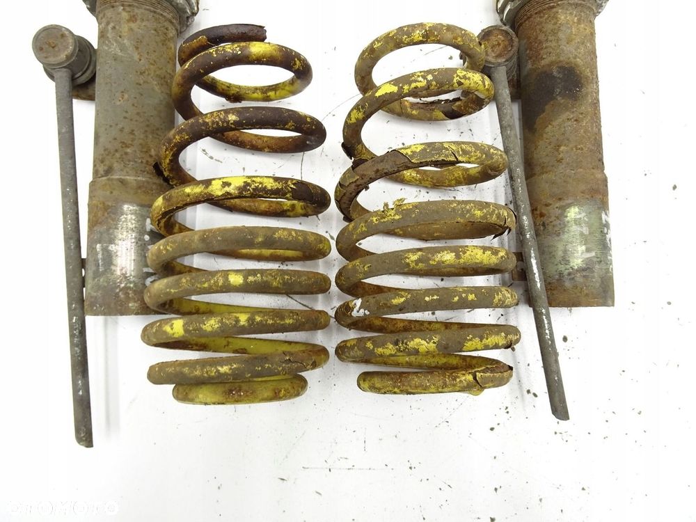 AMORTYZATORY GWINT KOMPLET ZAWIESZENIE PRZÓD SCIROCCO A3 8P GOLF VI LEON II - 3