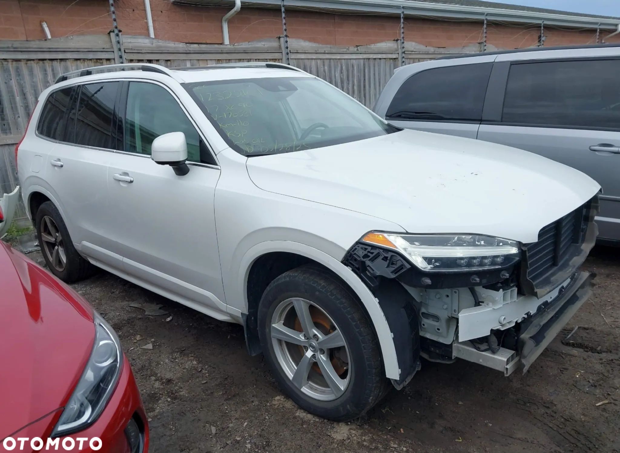 Volvo XC 90 T5 AWD Momentum - 1