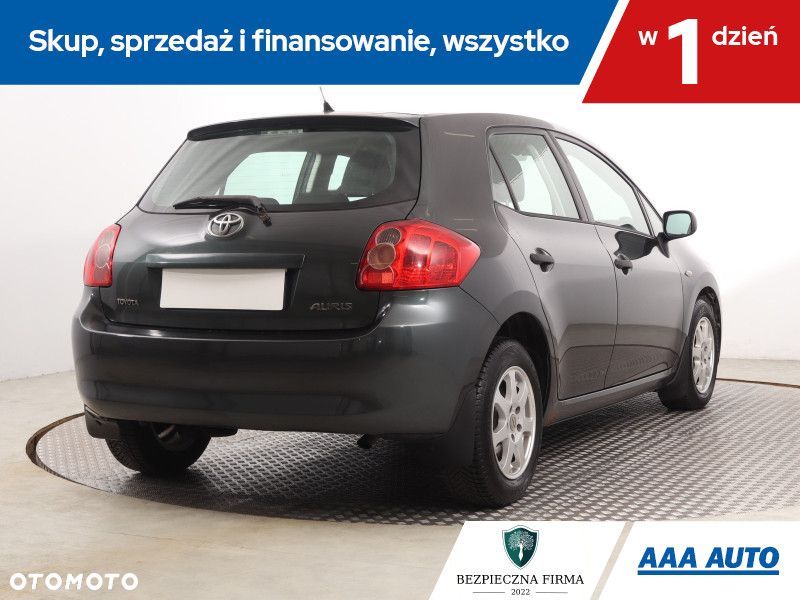 Toyota Auris - 7