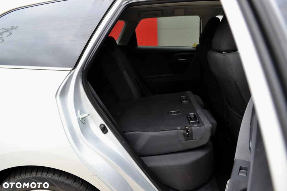 Toyota Auris 2.0 D-4D Premium - 13