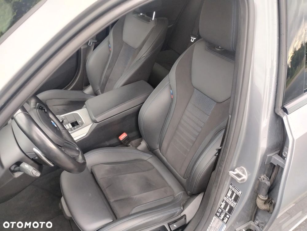 BMW Seria 3 320d xDrive MHEV M Sport sport - 17