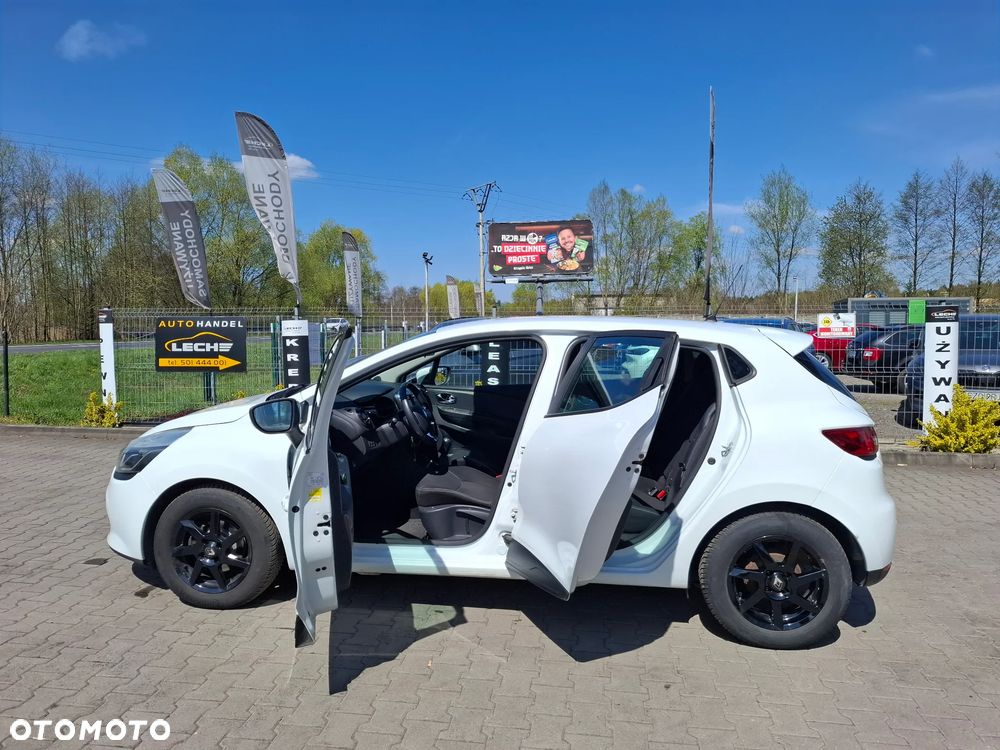 Renault Clio - 17