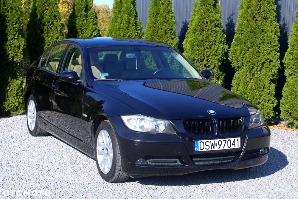 BMW Seria 3 318i - 12