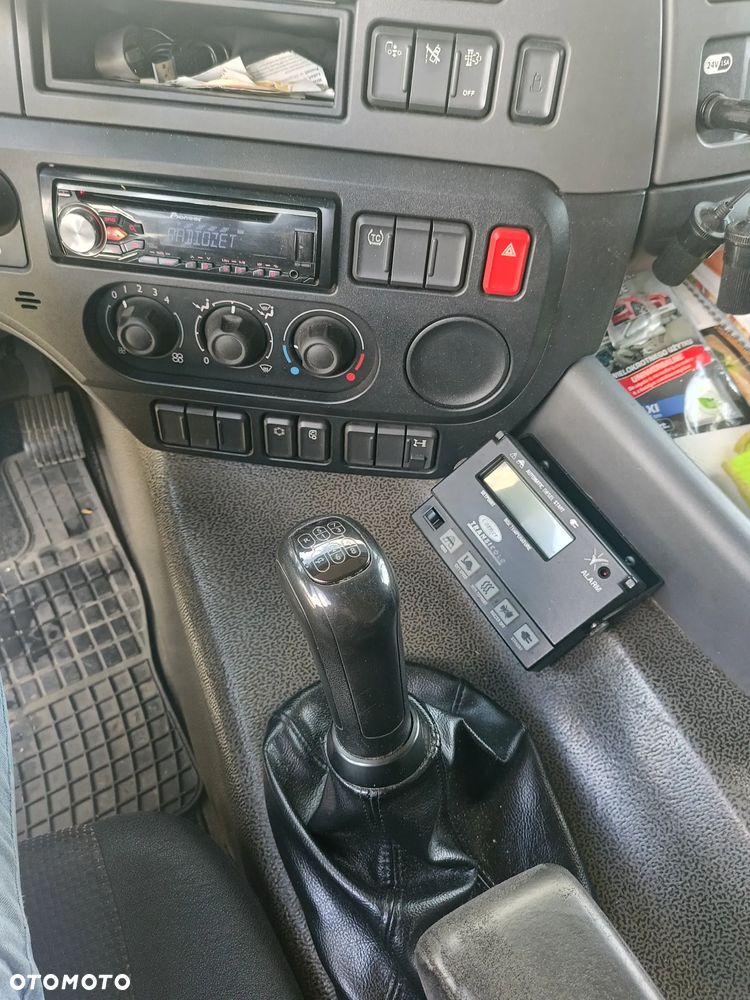DAF CF280 - 11