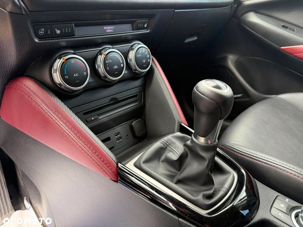 Mazda CX-3 SKYACTIV-G 120 FWD Exclusive-Line - 19