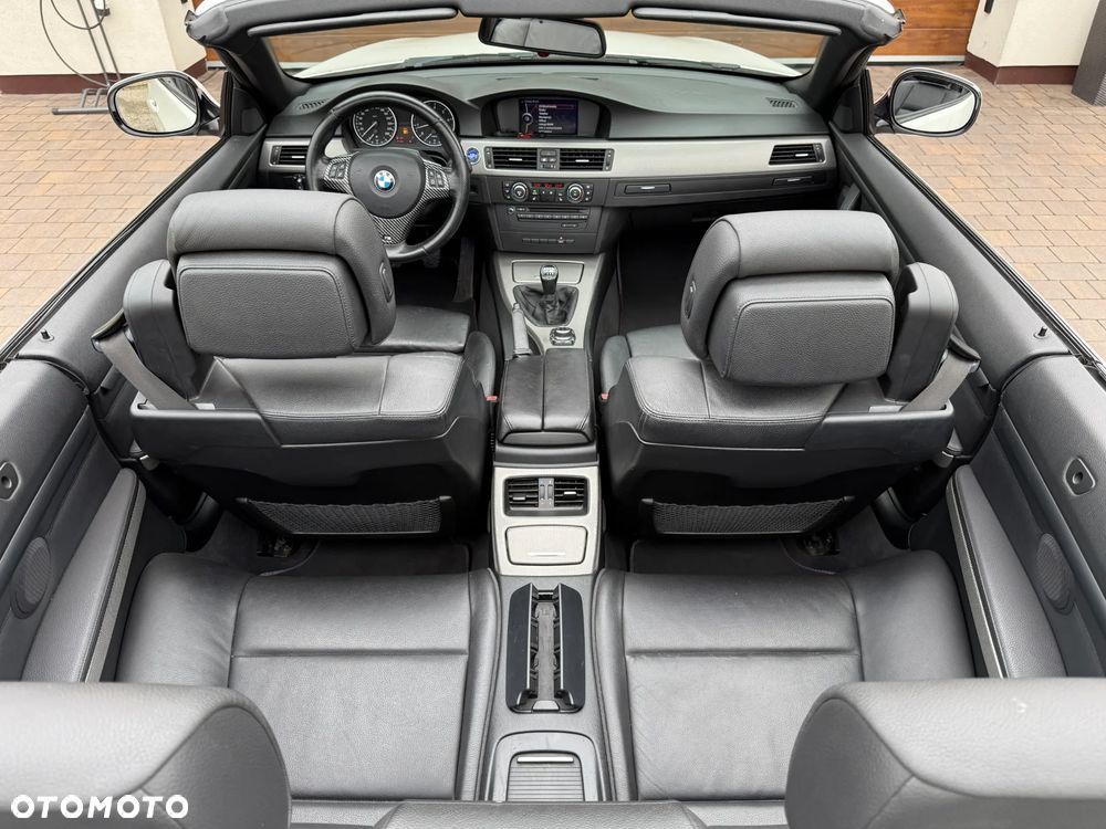 BMW Seria 3 320i M Sport Edition - 31