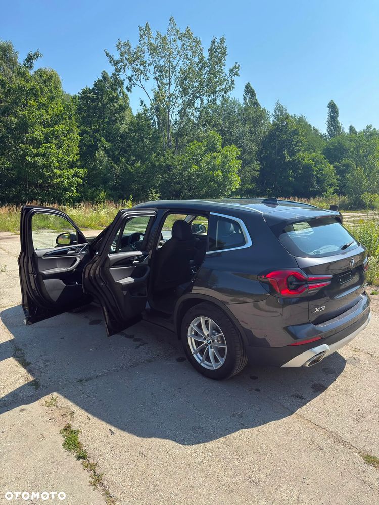BMW X3 xDrive20i mHEV - 15