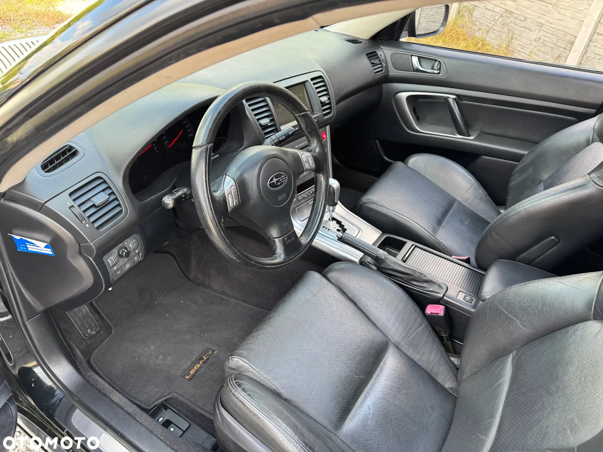 Subaru Legacy Kombi 3.0R Automatik - 11