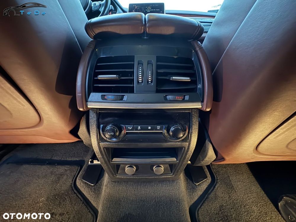 BMW X6 xDriveM50d - 33