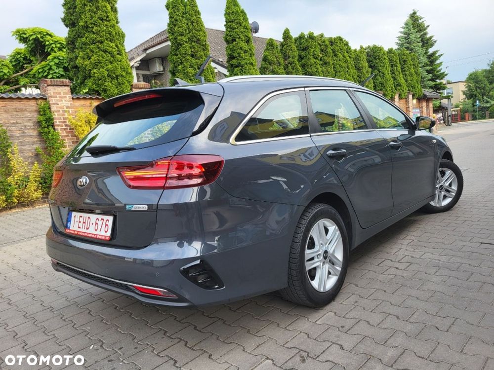 Kia Ceed - 30