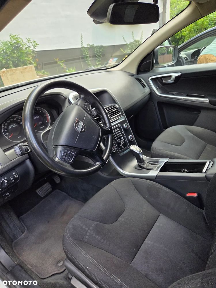 Volvo XC 60 D4 Geartronic Kinetic - 8