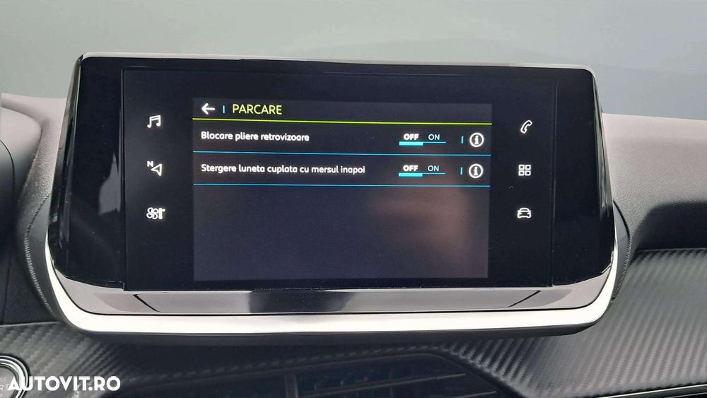 Peugeot 2008 e-2008 Allure - 13